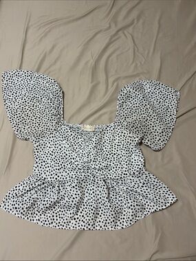 Altar'd State White Black Polka Dot Puff Sleeve Peplum Top